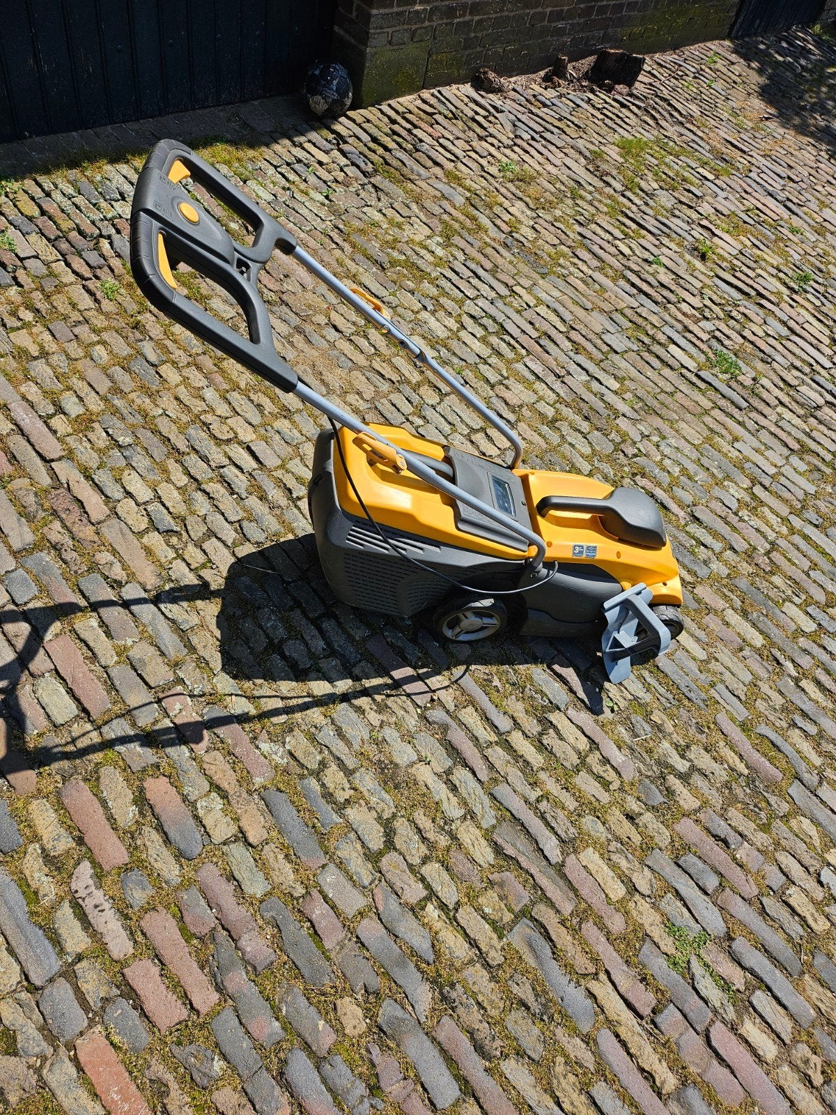 Stiga Combi 36E Elektrische gazonmaaier, Tuin en Terras, Ophalen, Cirkelmaaier, Elektrische grasmaaier, Zo goed als nieuw