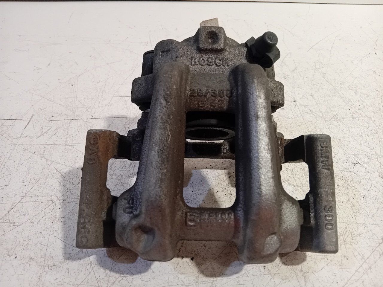 Remklauw links achter BMW 4 serie, Onderdelen@venauto.nl, Van der Ven Autorecycling B.V., Gebruikt, Ettenseweg 76, 4706 PB Roosendaal, The Netherlands