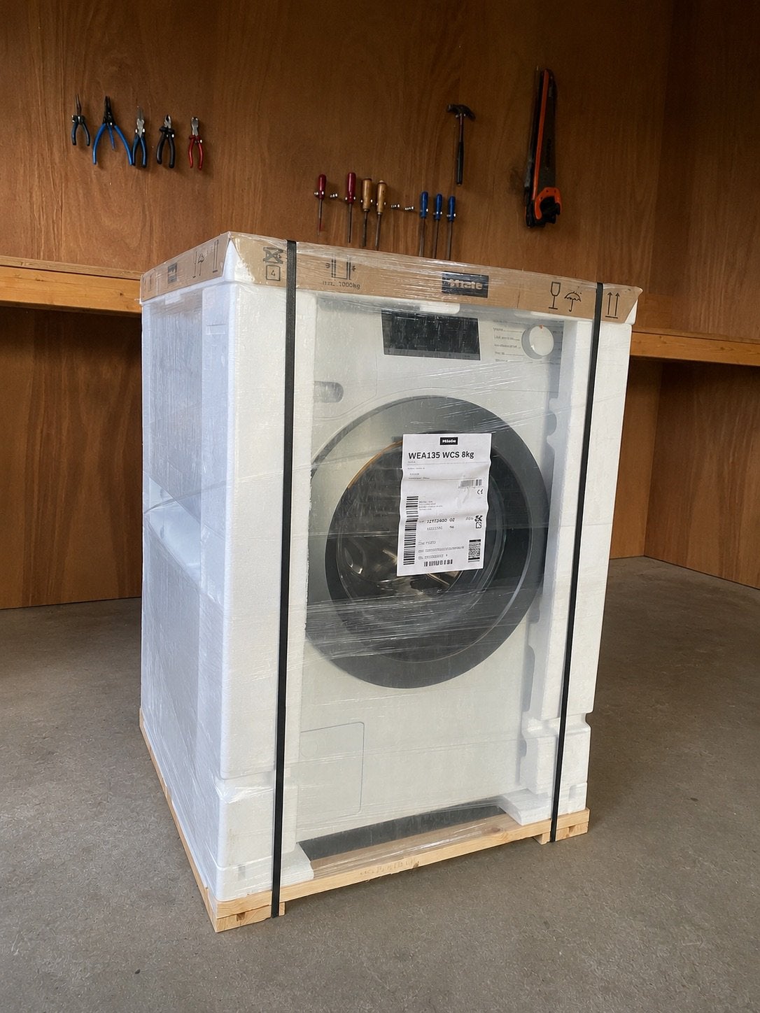 Foto 3 van Nieuwe Miele Wasmachine WEA135 WCS 8kg + 2 jaar garantie