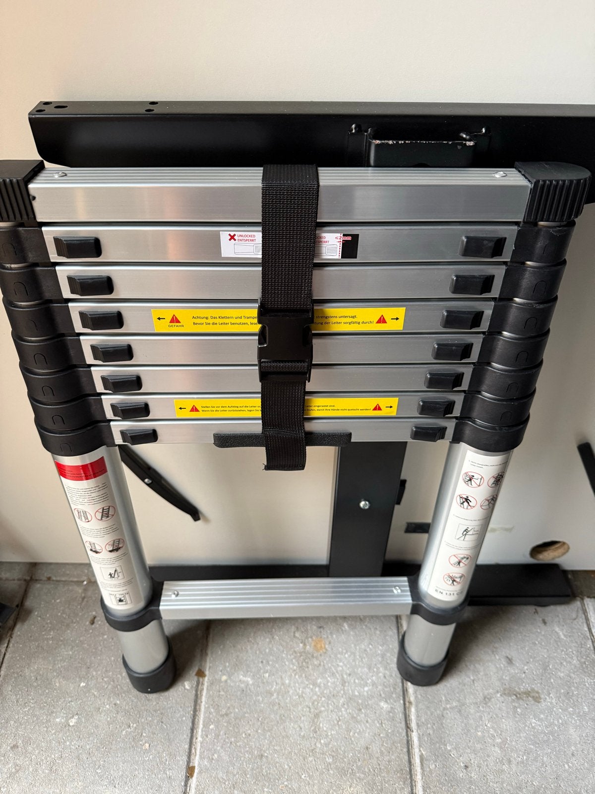 Telescoopladder met soft close, 2.6m werkhoogte, Doe-het-zelf en Verbouw, Ophalen, Zo goed als nieuw, Ladder, Opvouwbaar of Inschuifbaar