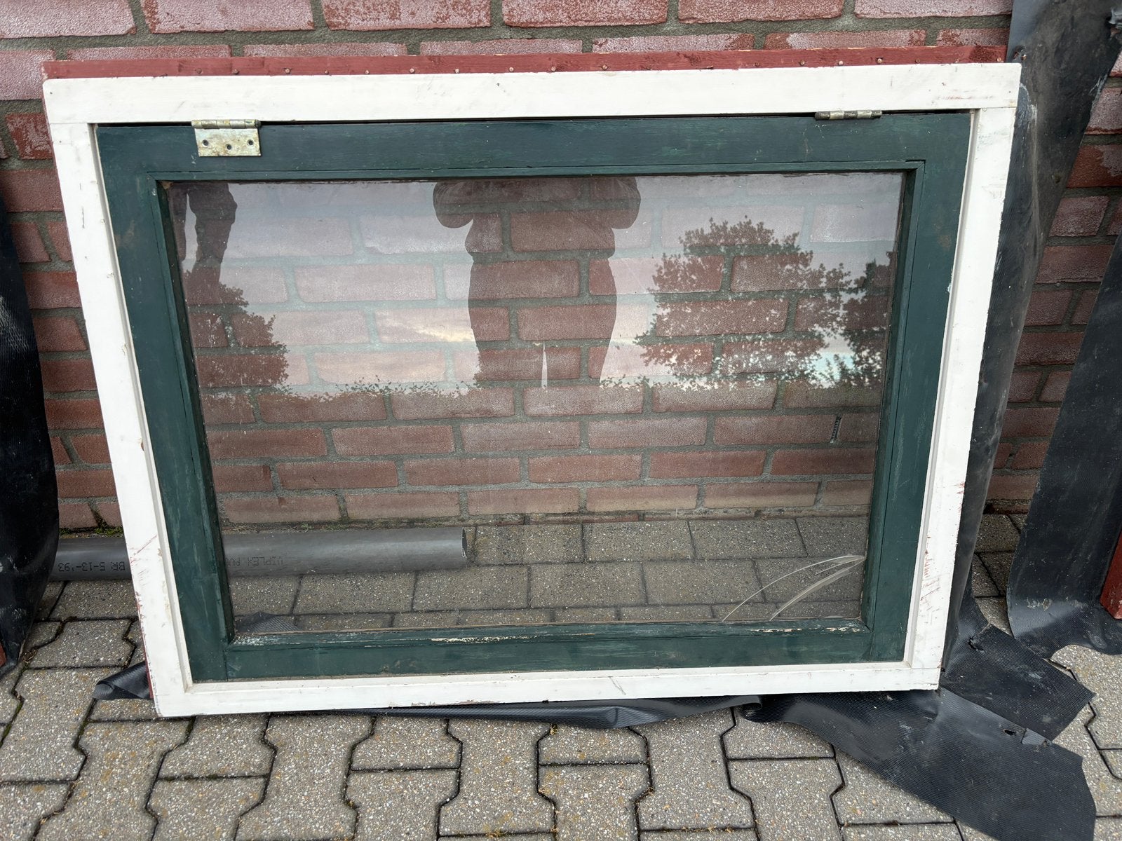 4 hardhouten kozijnen enkel glas, Doe-het-zelf en Verbouw, Kozijnen en Schuifpuien, Gebruikt, Raamkozijn, Hout, 75 tot 150 cm