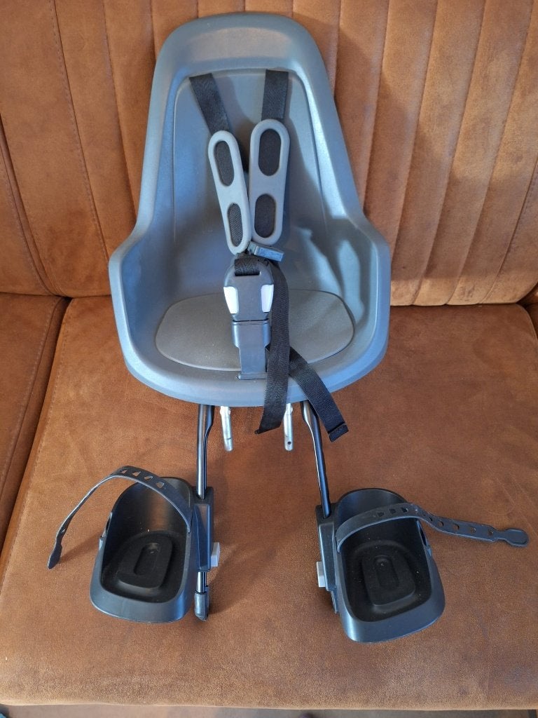 Bobike Mini ONE Urban voorzitje (grijs) incl. windscherm, Fietsen en Brommers, Gebruikt, 0 t/m 18 kg, Voorzitje, BOBIKE