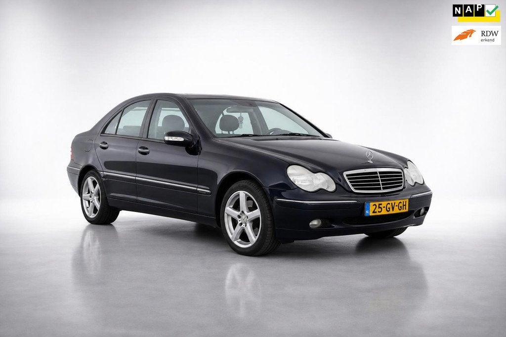 Mercedes-Benz C-klasse 240 Elegance 2.6-V6 automaat 170PK, Auto's, Mercedes-Benz, Gebruikt, 2597 cc, Blauw, 1465 kg
