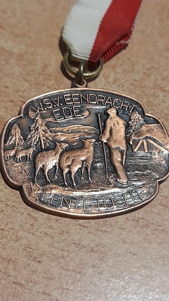WSV Eendracht Ede Vente Tocht medaille, Verzenden