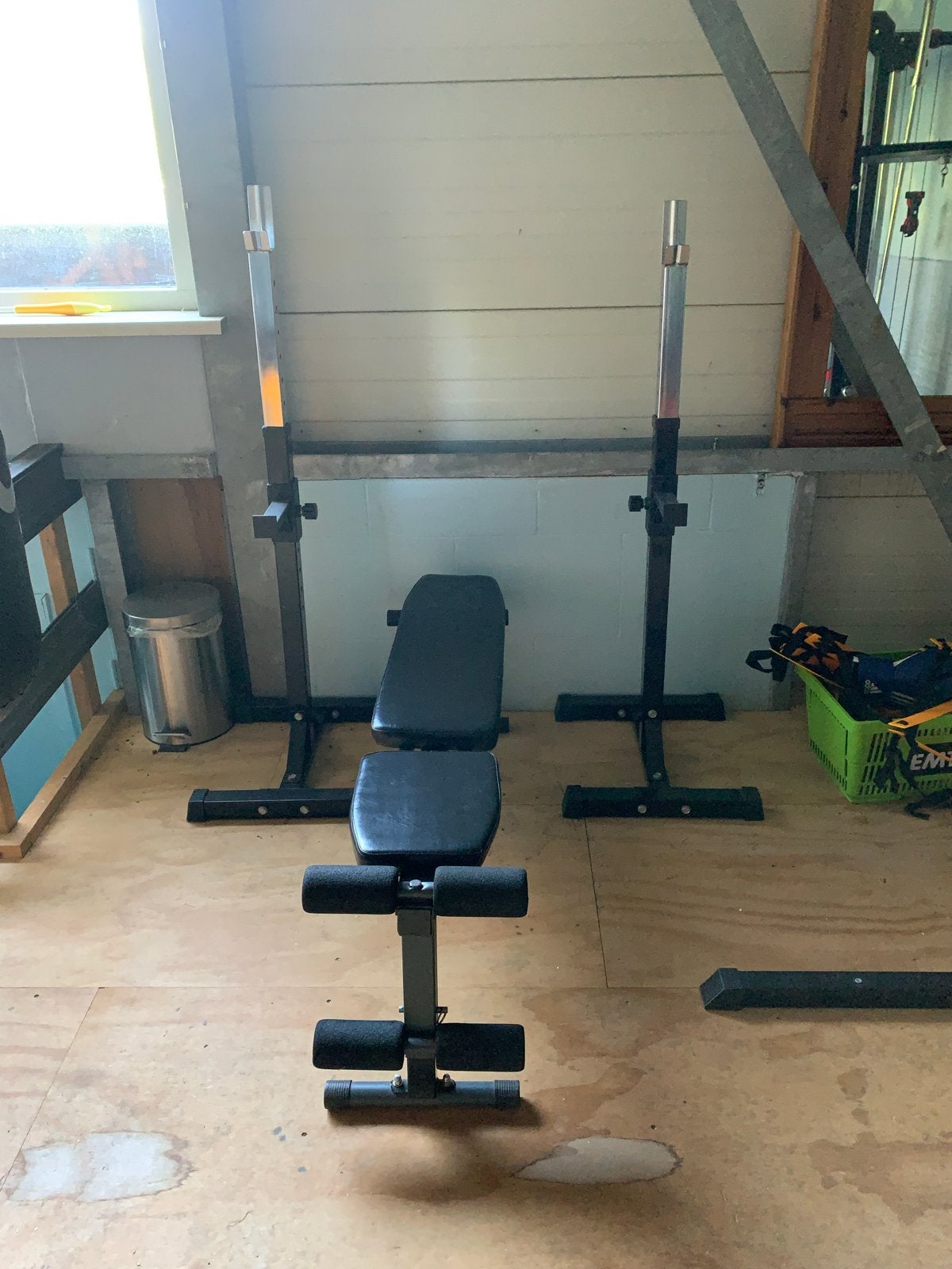 Fitnessbank met haltersteunen, Sport en Fitness, Fitnessmaterialen, Ophalen, Gebruikt, Borst, Fitnessbank