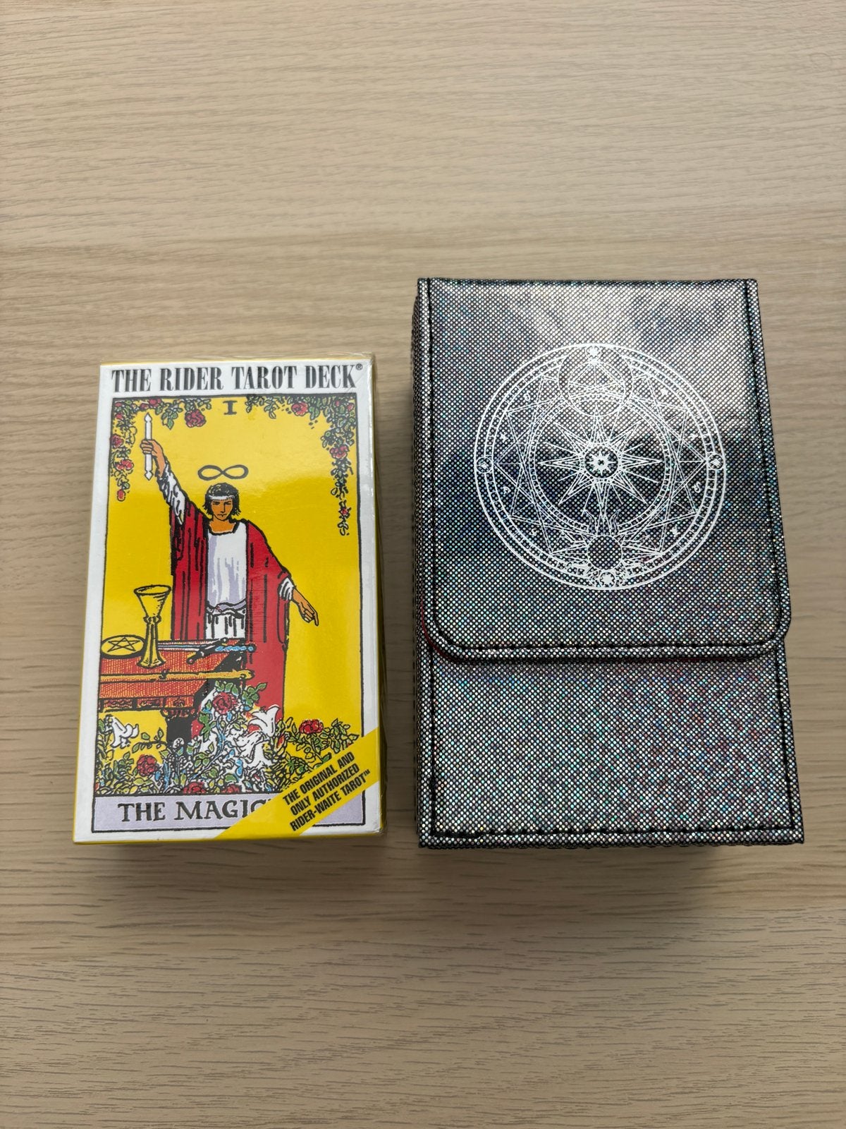 Klassieke Tarotkaarten 12  7 + Luxe Magnetisch Kaartetui, Ophalen of Verzenden, Nieuw