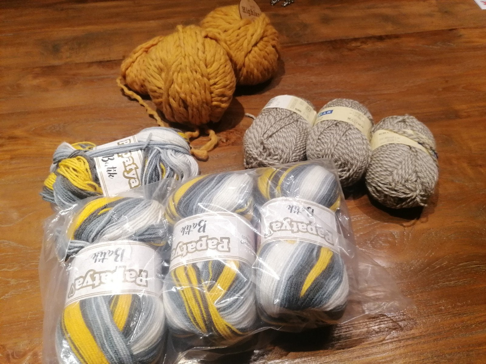 Pakket wol: Papatya Batik, Philudar Pegase+ en Highland, Ophalen of Verzenden, Nieuw, Breien of Haken, Wol of Garen