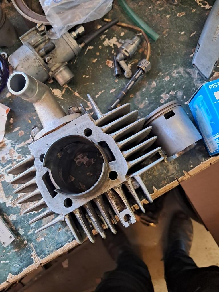 Te koop 70 cc Autisa cilinder puch met extra nieuwe zuiger, Ophalen of Verzenden, Cilinder