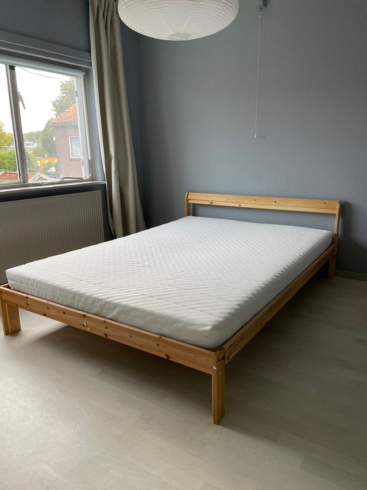Bedframe + matras 140x200, Ophalen, Gebruikt, Wit, Tweepersoons