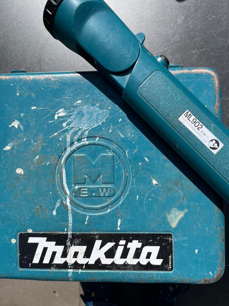 Makita (vintage) accu schroefmachine en lamp, Ophalen of Verzenden, Gebruikt