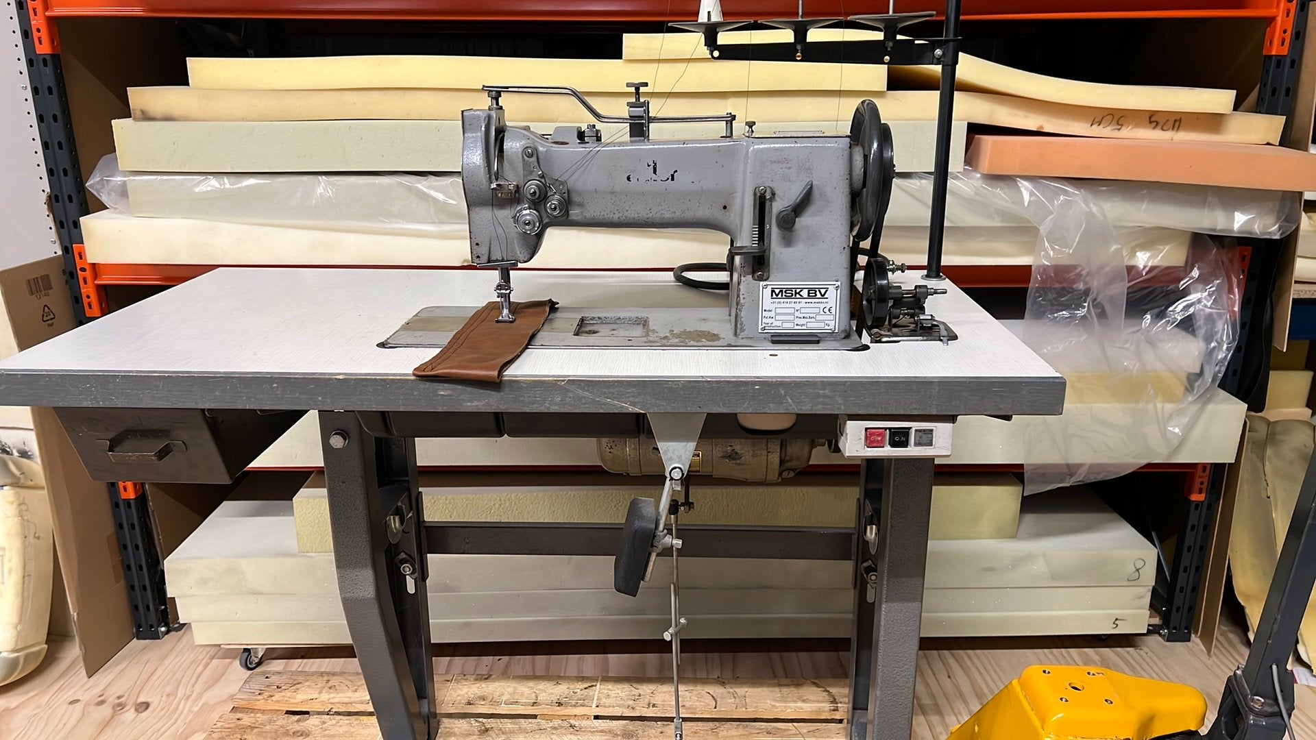 Adler naaimachine twee naalds, Doe-het-zelf en Verbouw, Werkbanken, Ophalen of Verzenden, Gebruikt