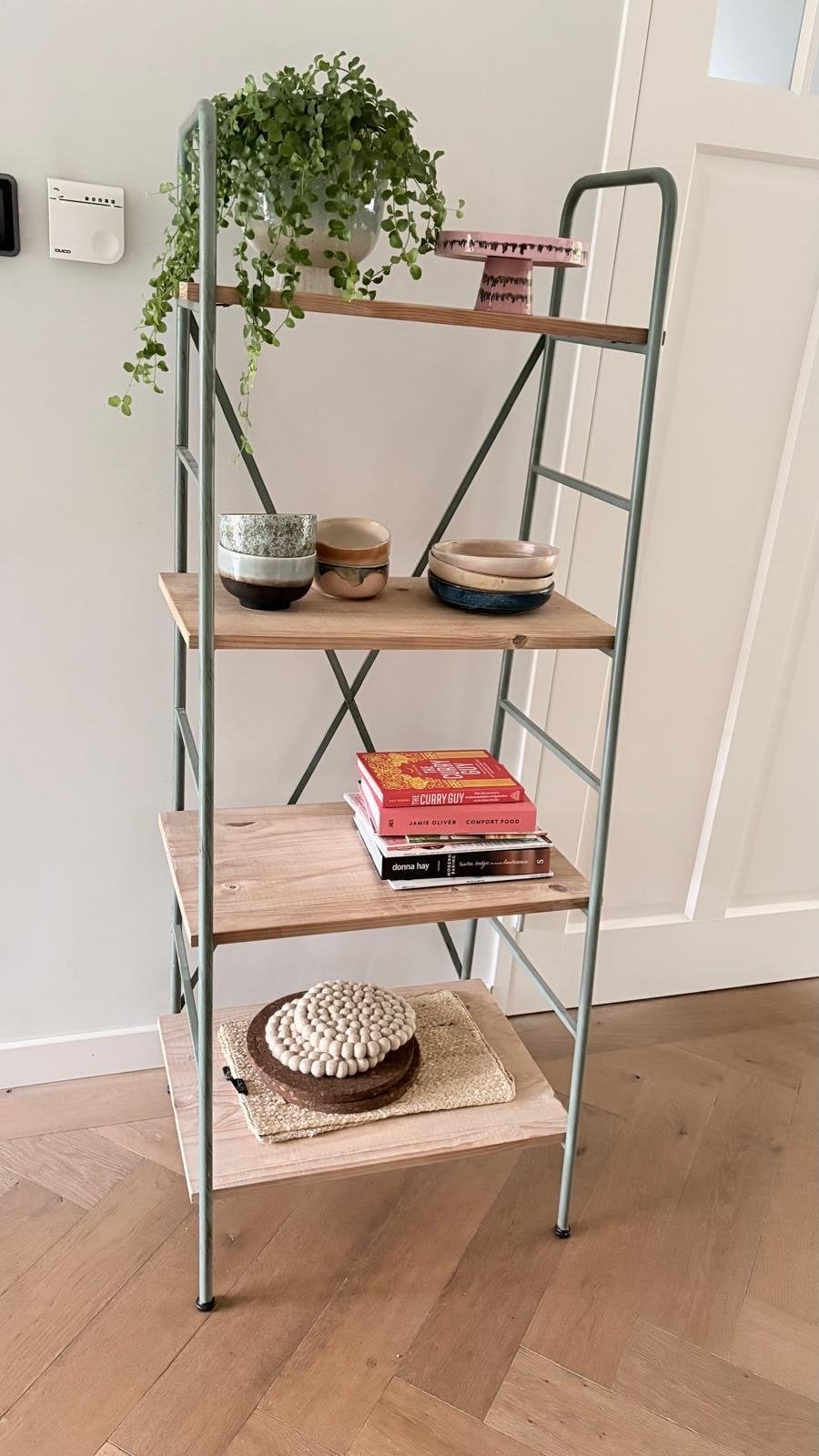 Stijlvolle metalen en houten boekenplank/rek, Ophalen, Zo goed als nieuw
