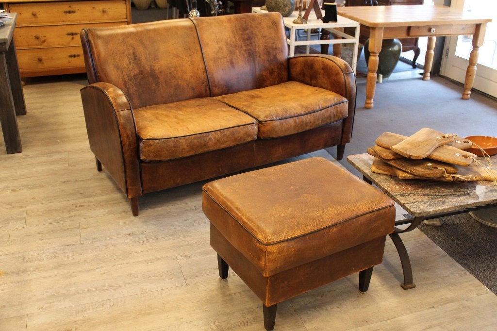 Brocante - Heerlijke leren bank met hocker!, Ophalen, Gebruikt, Tweepersoons, 75 tot 100 cm