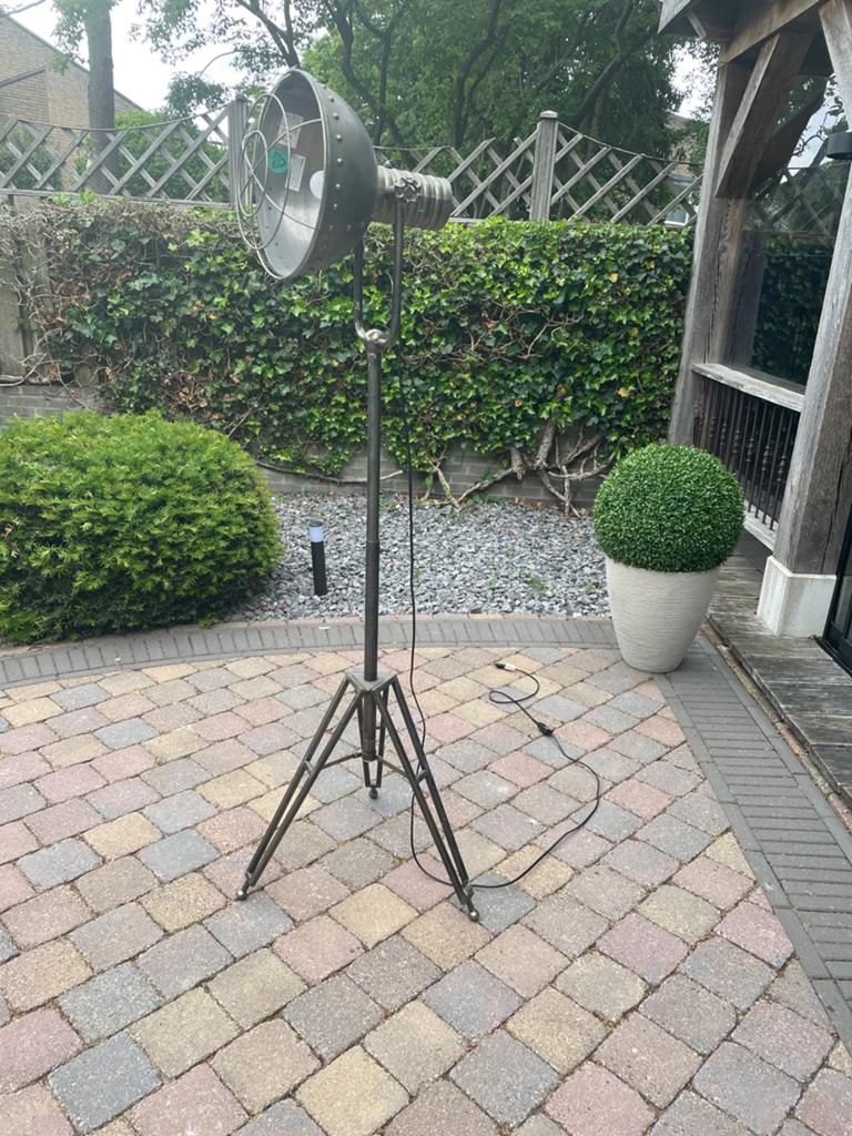Industriële Vloerlamp / Studio Lamp op Statief, Ophalen of Verzenden, Zo goed als nieuw, Metaal, 150 tot 200 cm