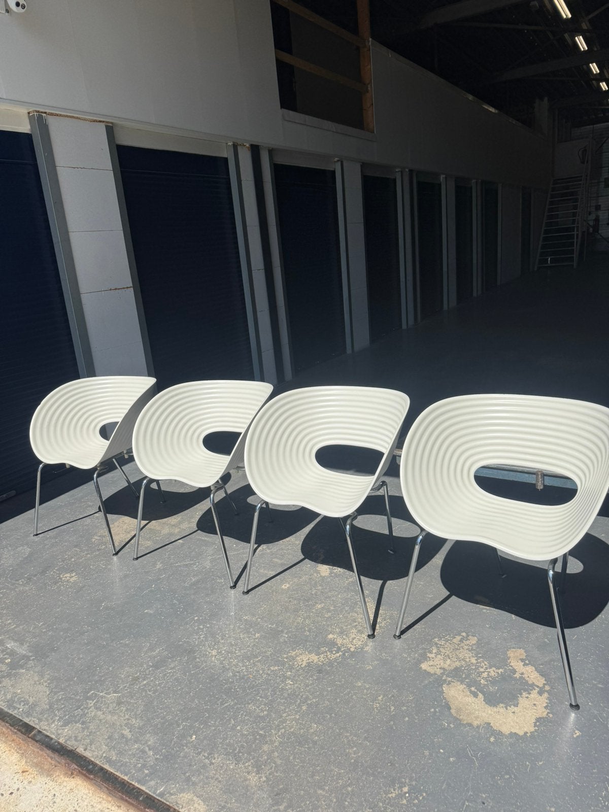 4x Originele Vitra Tom Vac Stoelen - Ron Arad, Ophalen, Zo goed als nieuw, Wit, Kunststof