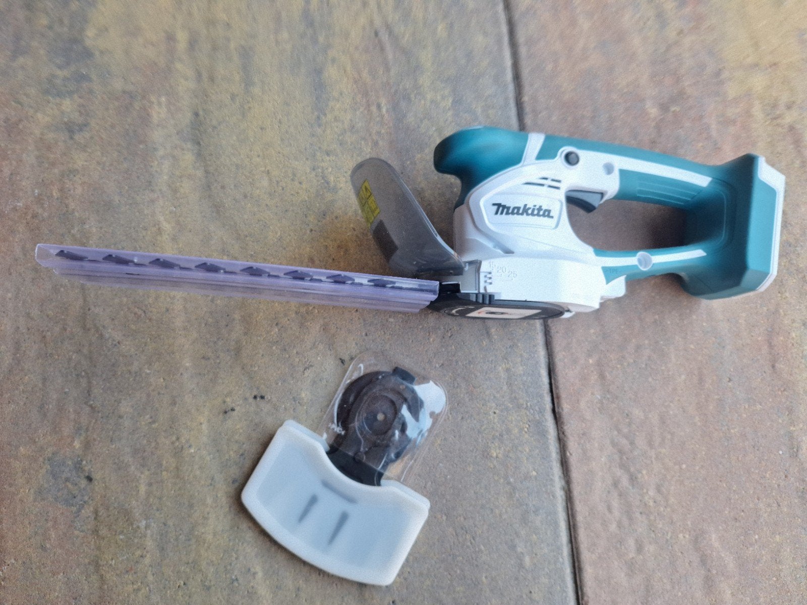 Makita UM110D grasschaar, Ophalen of Verzenden, Nieuw, Accu, Makita