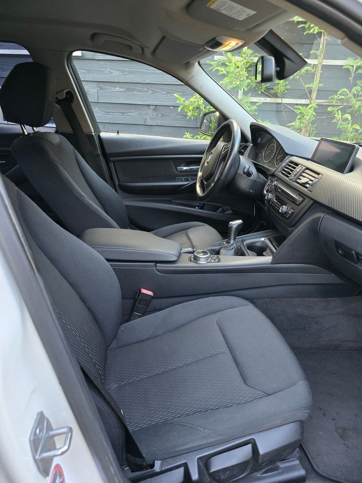 Foto 8 van BMW 3-Serie 320i M