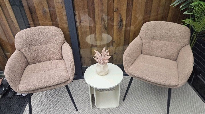 2 Moderne  Stoelen - Eettafel of Make-up tafel, Ophalen, Eettafel