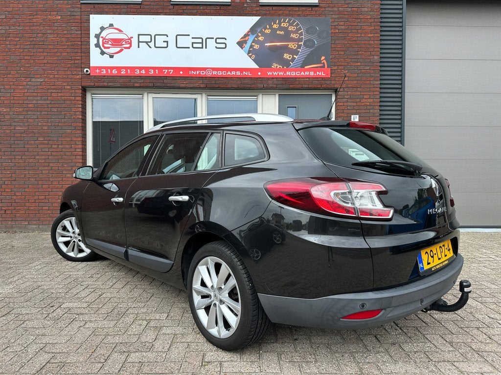 Renault Mégane Estate 1.4 TCe Privilége / Navi / Leder / P, Auto's, Renault, Voorwielaandrijving, Euro 5, 15 km/l, Gebruikt