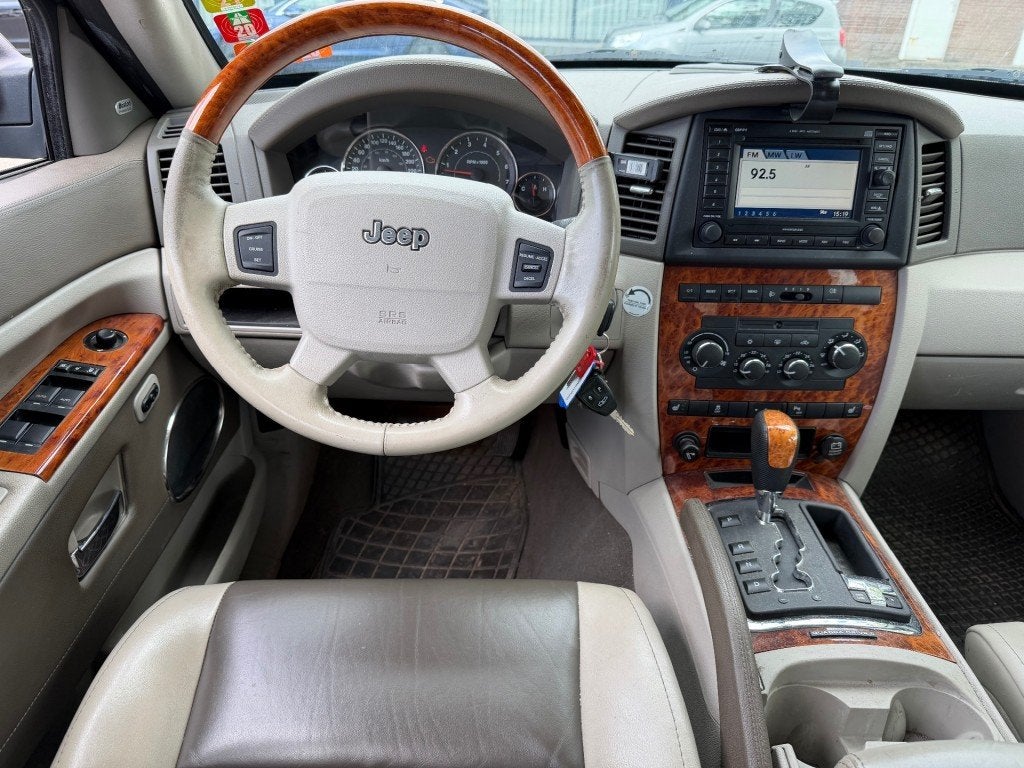 Jeep GRAND CHEROKEE 3.0 V6 CRD Overland LEER NAVI CAMERA, Auto's, Automaat, Gebruikt, 2995 cc, 255 €/maand