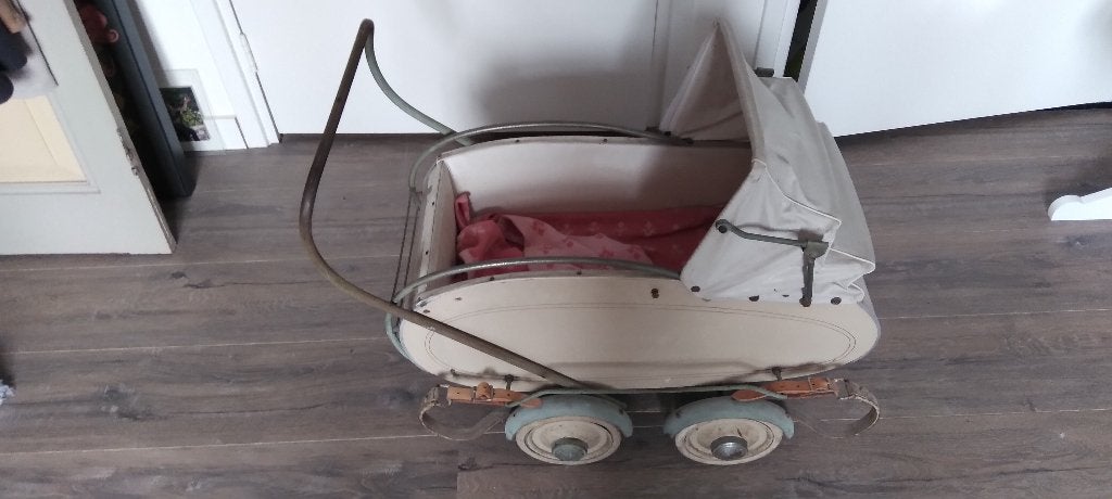 oude poppenwagen, Antiek en Kunst, Ophalen