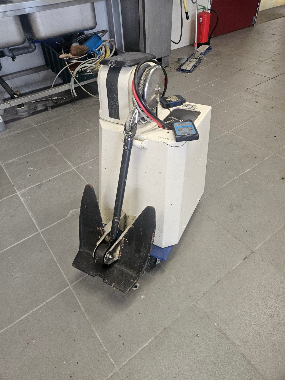 ankerlier 12 volt afstandsbediening, Ophalen, Gebruikt, Ankeren en Afmeren, Motorboot