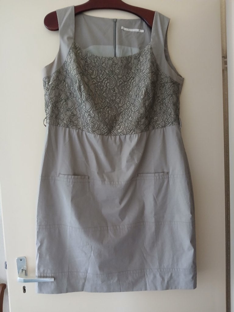 Xandres jurk maat 42.44, Kleding | Dames, Jurken, Beige, Maat 42/44 (L), Ophalen of Verzenden, Zo goed als nieuw