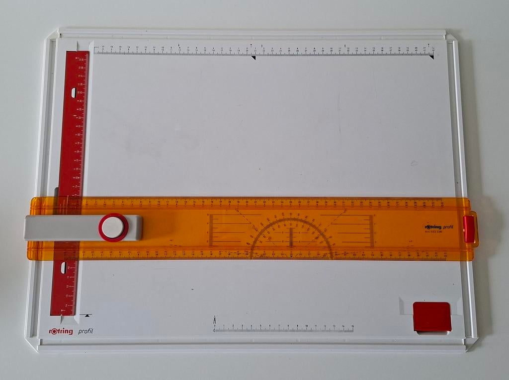 Rotring Profil A3 Tekenplaat., Doe-het-zelf en Verbouw, Tekentafels, Ophalen, Minder dan 130 cm