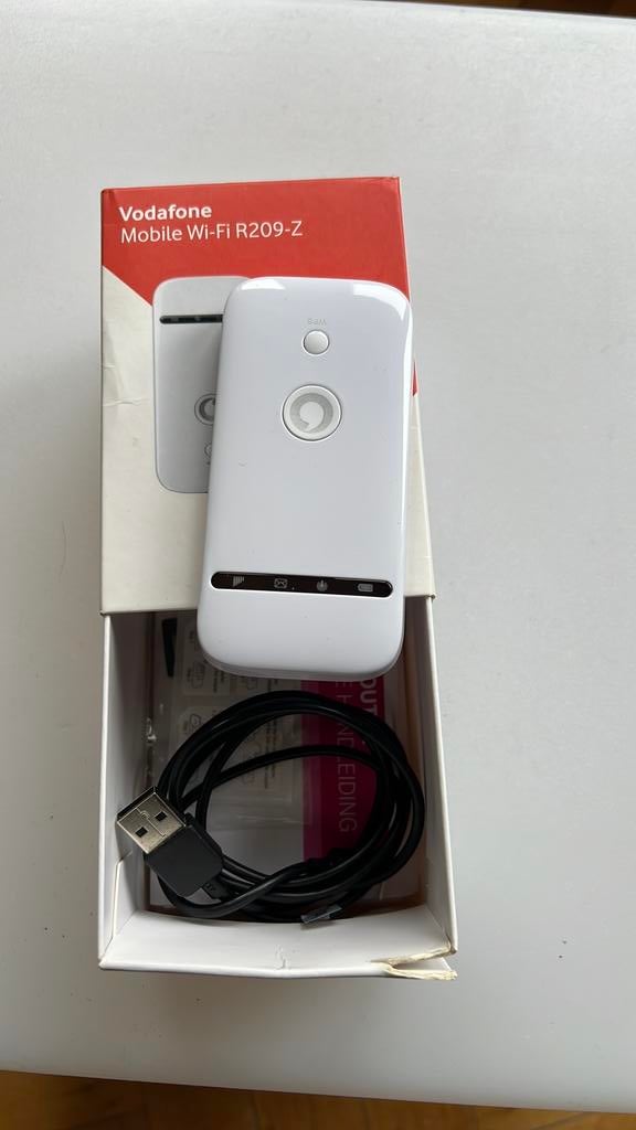 Mobiele WIFI (mifi), Ophalen of Verzenden, Zo goed als nieuw