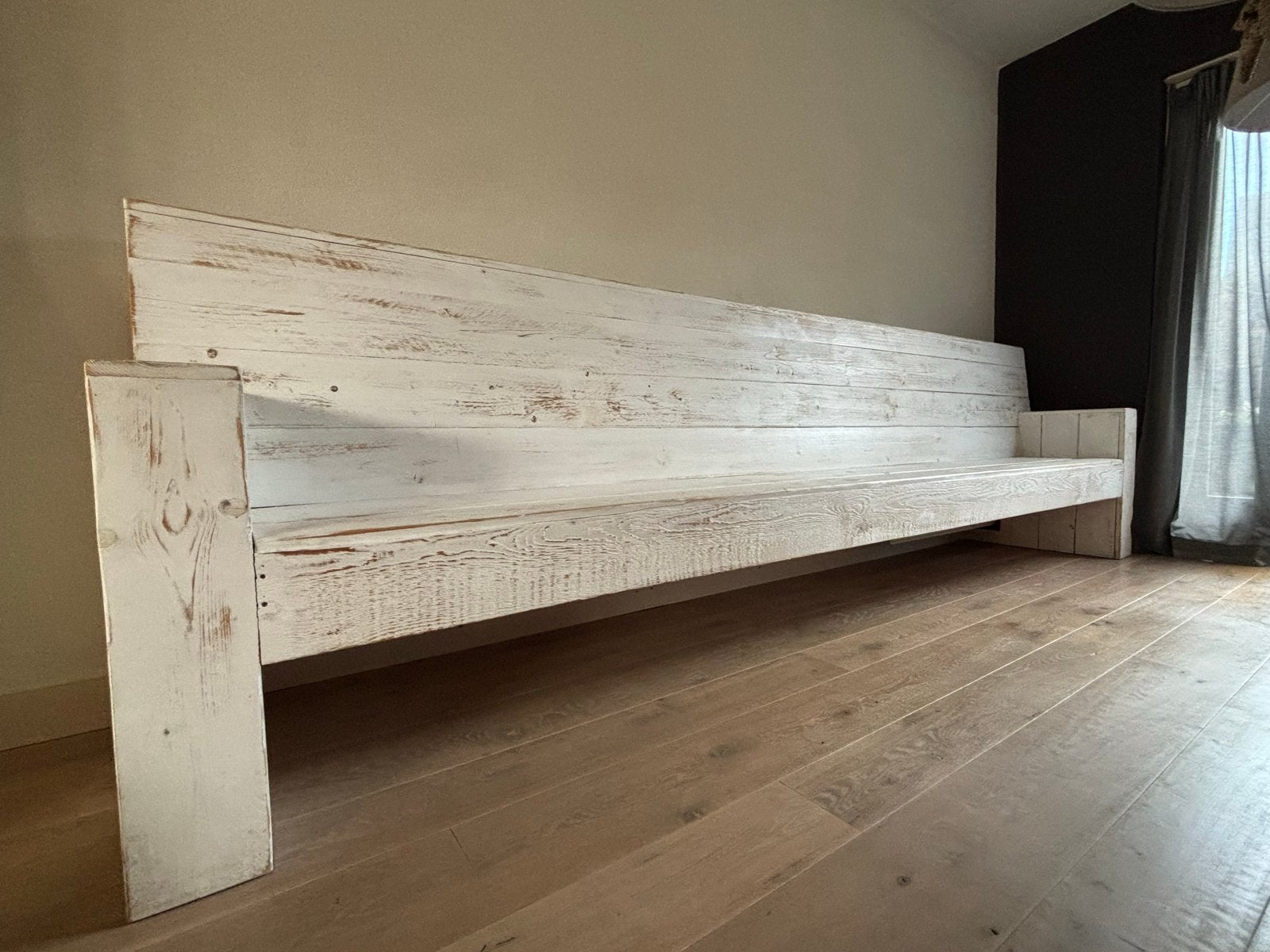 Robuuste houten bank - wit geverfd, Ophalen, Gebruikt, 125 cm of meer, 125 cm of meer