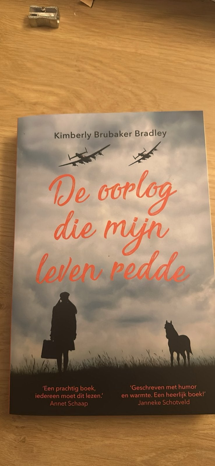 Kimberly Brubaker Bradley - De oorlog die mijn leven redde, Ophalen of Verzenden, Zo goed als nieuw, Kimberly Brubaker Bradley