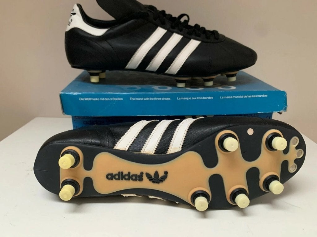 brand new 1985 adidas cartagena football boots deads maat 45, Gebruikt, Maat XS of kleiner, Schoenen, Ophalen of Verzenden