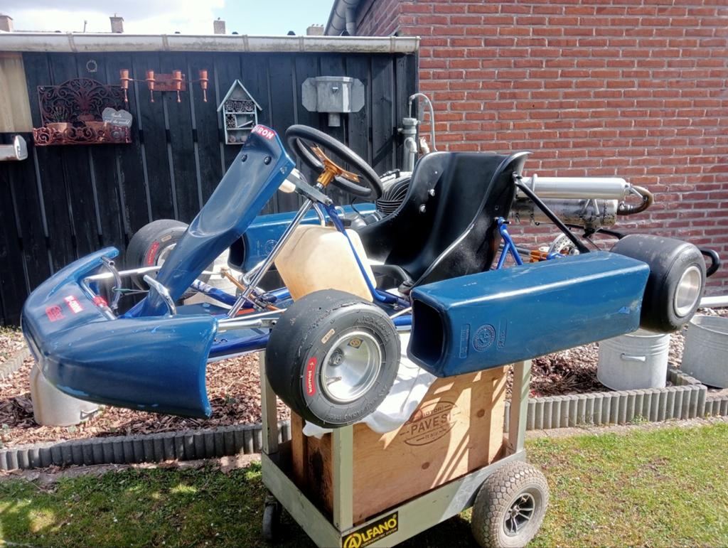 100cc dino/MW kart, Sport en Fitness, Karting, Ophalen, Gebruikt, Kart
