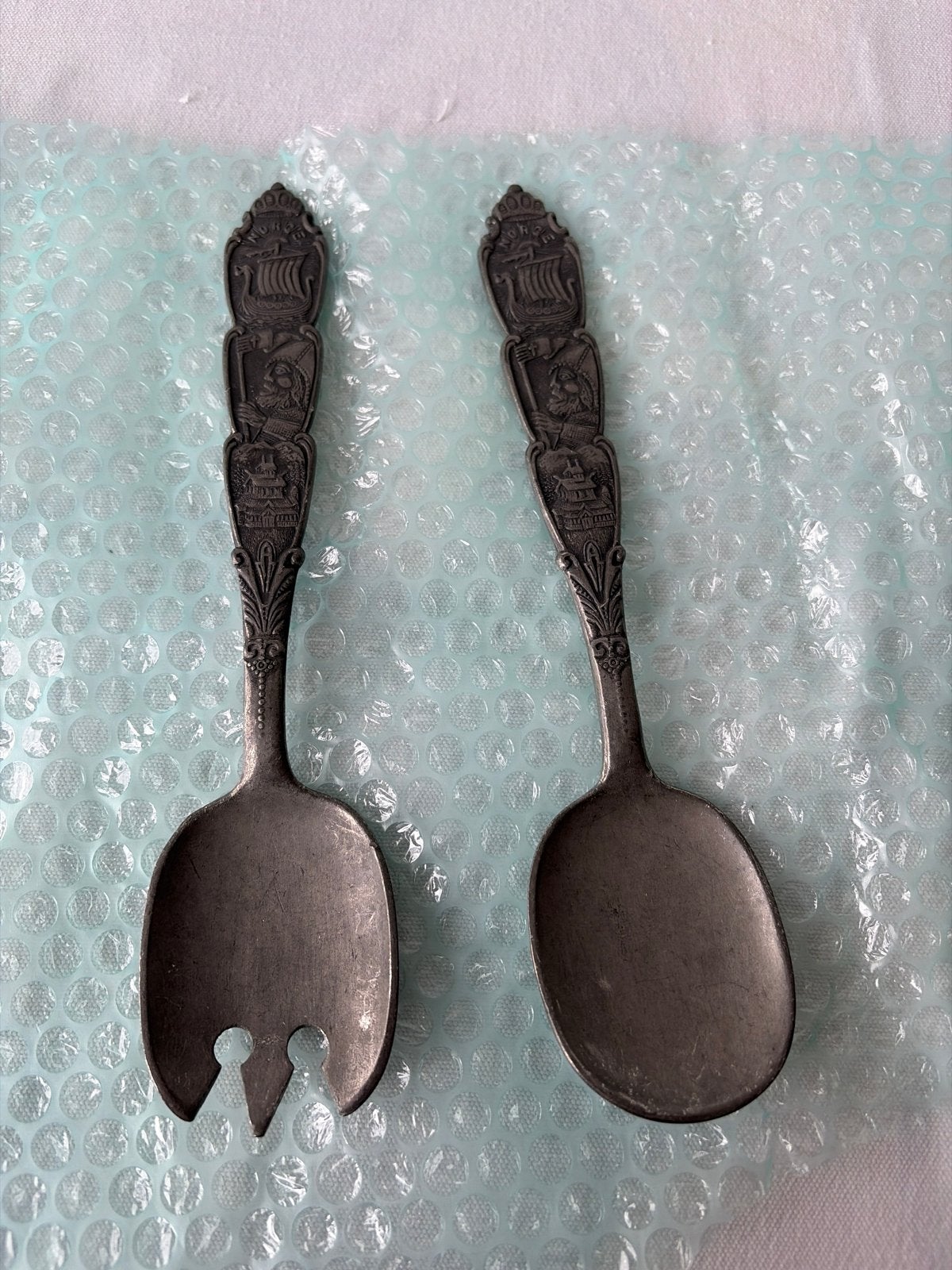 Antieke Noorse saladebestekset, tin, 'NORGE', Antiek en Kunst, Ophalen of Verzenden