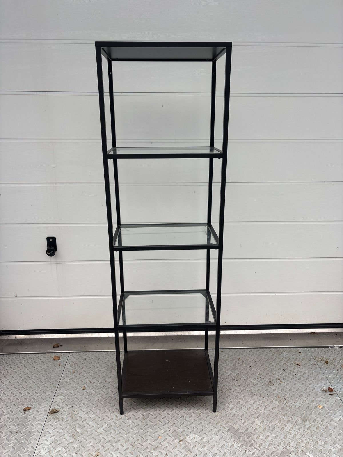 Mooie vitrinekast met glazen planken, Ophalen, Met plank(en), Gebruikt, 50 tot 100 cm