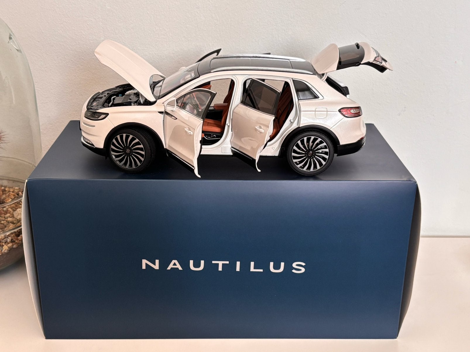 Lincoln Nautilus modelauto, Verzenden, Zo goed als nieuw, Overige merken