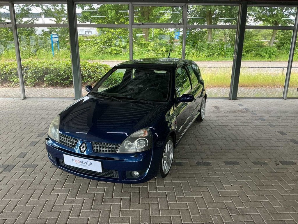 Renault Clio RS Phase 2 2.0 16v 172pk 2004 Youngtimer, Gebruikt, Bedrijf, Handgeschakeld, Hatchback