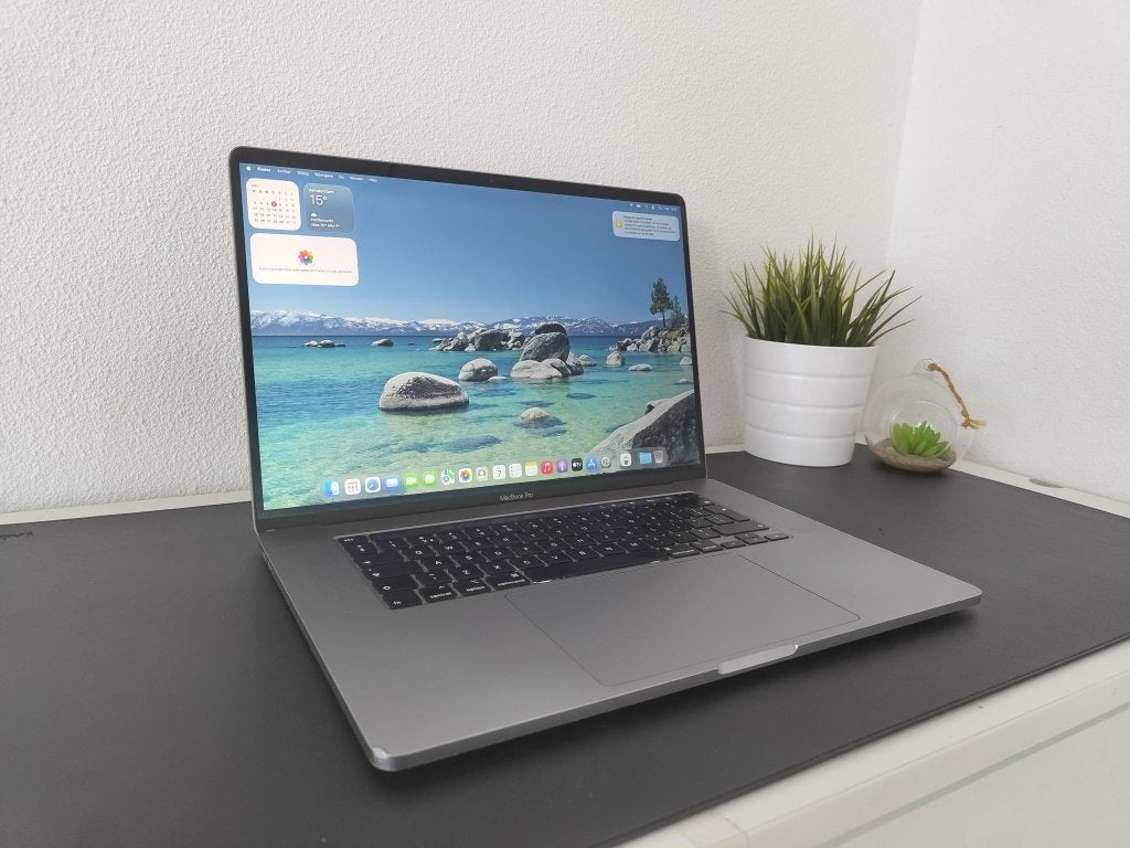 Macbook Pro 2019 - i9 8-core / 16GB RAM / 1TB, MacBook Pro, 1 TB of meer, Gebruikt, 2 tot 3 Ghz