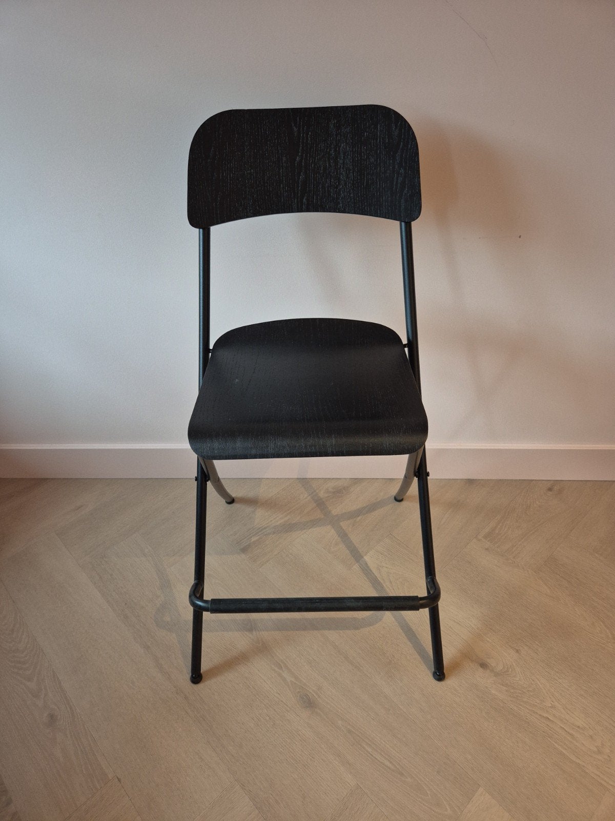 IKEA Franklin inklapbare barkruk, Ophalen, Met voetsteun, Zo goed als nieuw, Hout
