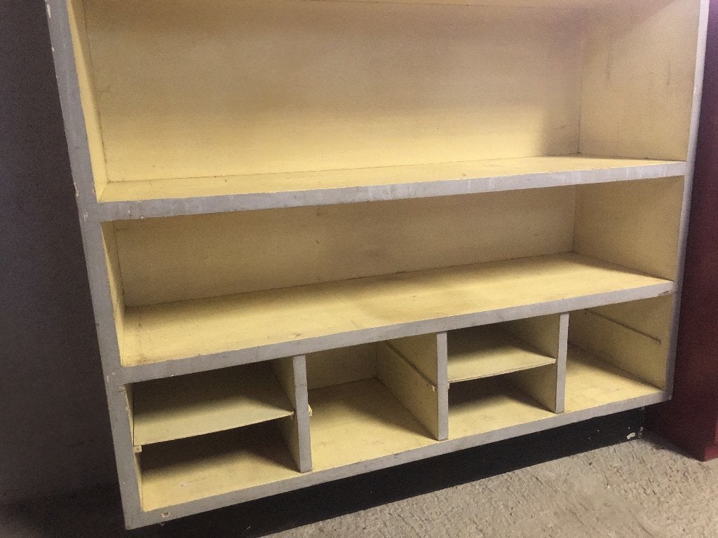 Oude shabby boeken kast met open vakken, Huis en Inrichting, Kasten | Boekenkasten, Ophalen, Met plank(en), Gebruikt, 100 tot 150 cm