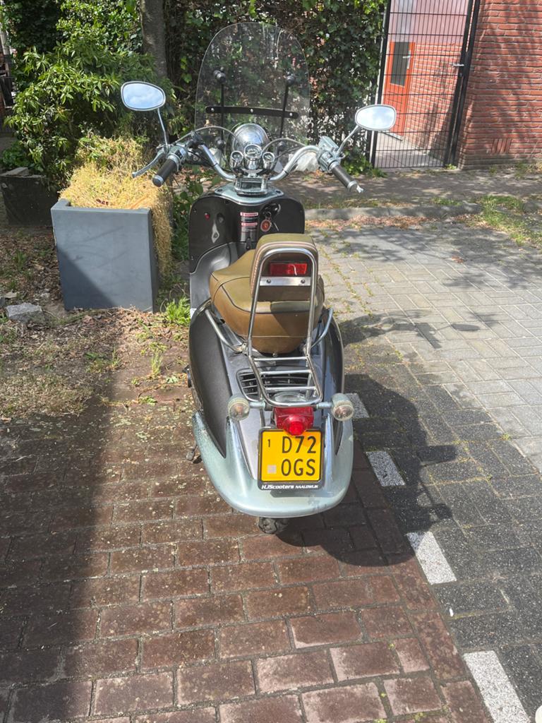 Killerbee Scooter - Inclusief Aprilla Scherm + sloten, Fietsen en Brommers, Ophalen, Gebruikt, Benzine
