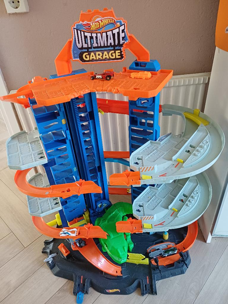 Hotwheels garage, Ophalen, Gebruikt, Hot Wheels, Met looping