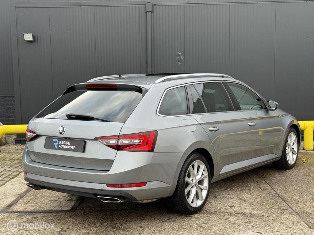 Skoda Superb Combi 2.0 TSI 4x4 Style PANODAK | BOMVOL, Auto's, Automaat, Gebruikt, Euro 6, 4 cilinders