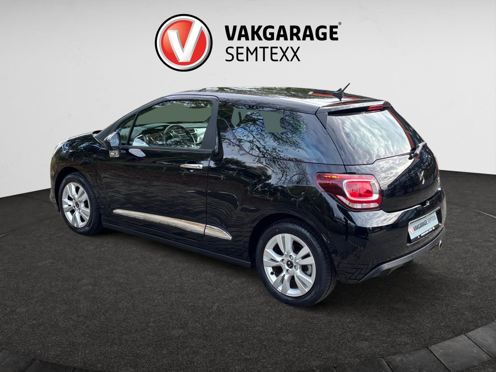 DS 3 1.2 PureTech So Chic | Uniek |Clima | Navi | Cruise | C, Voorwielaandrijving, Bedrijf, Handgeschakeld, 570 kg