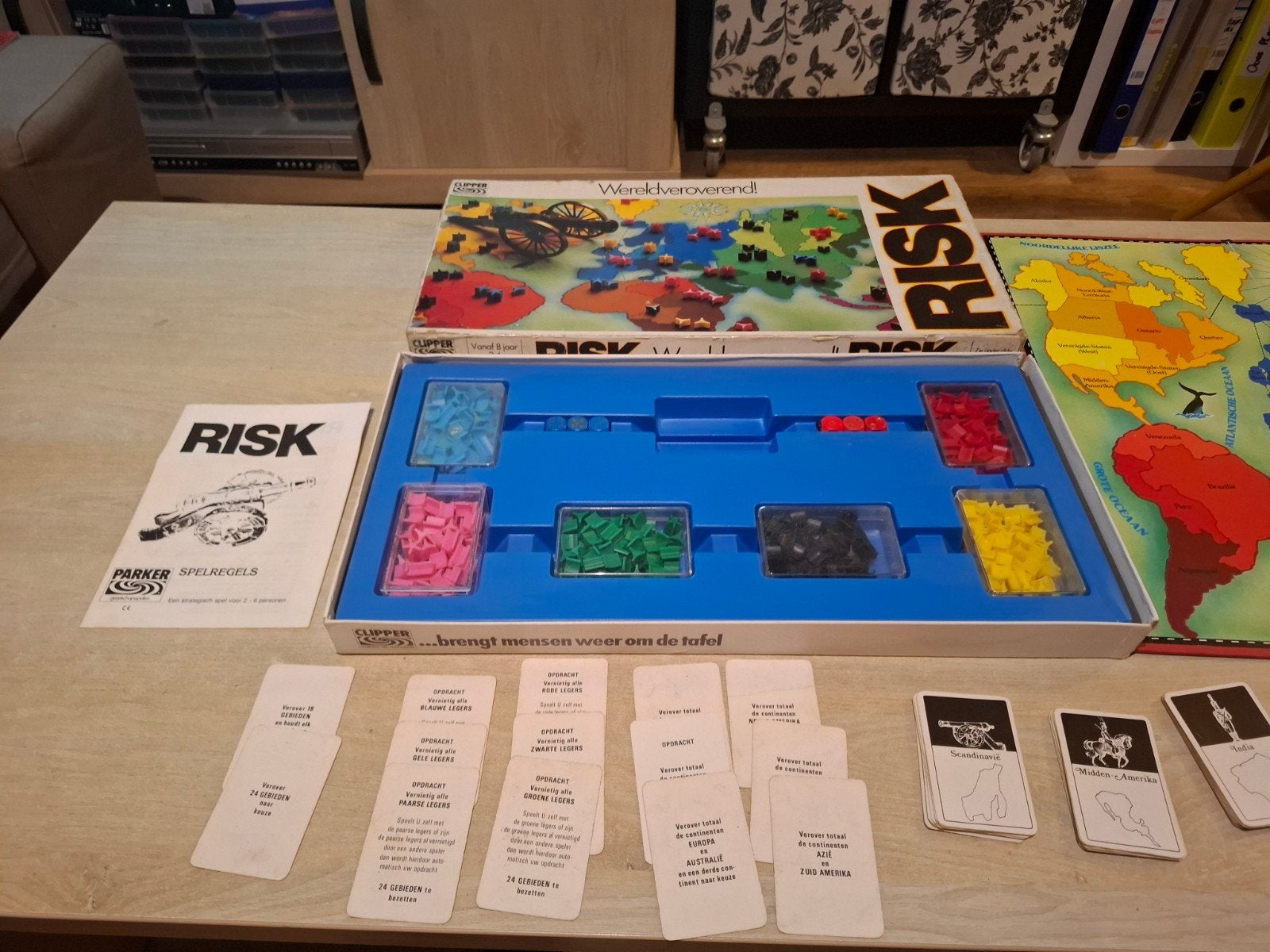 Risk Wereldveroverend Bordspel - Klassieke Strategie, Gebruikt, Ophalen of Verzenden, Postbus 300, 3100 AH Schiedam, Nederland