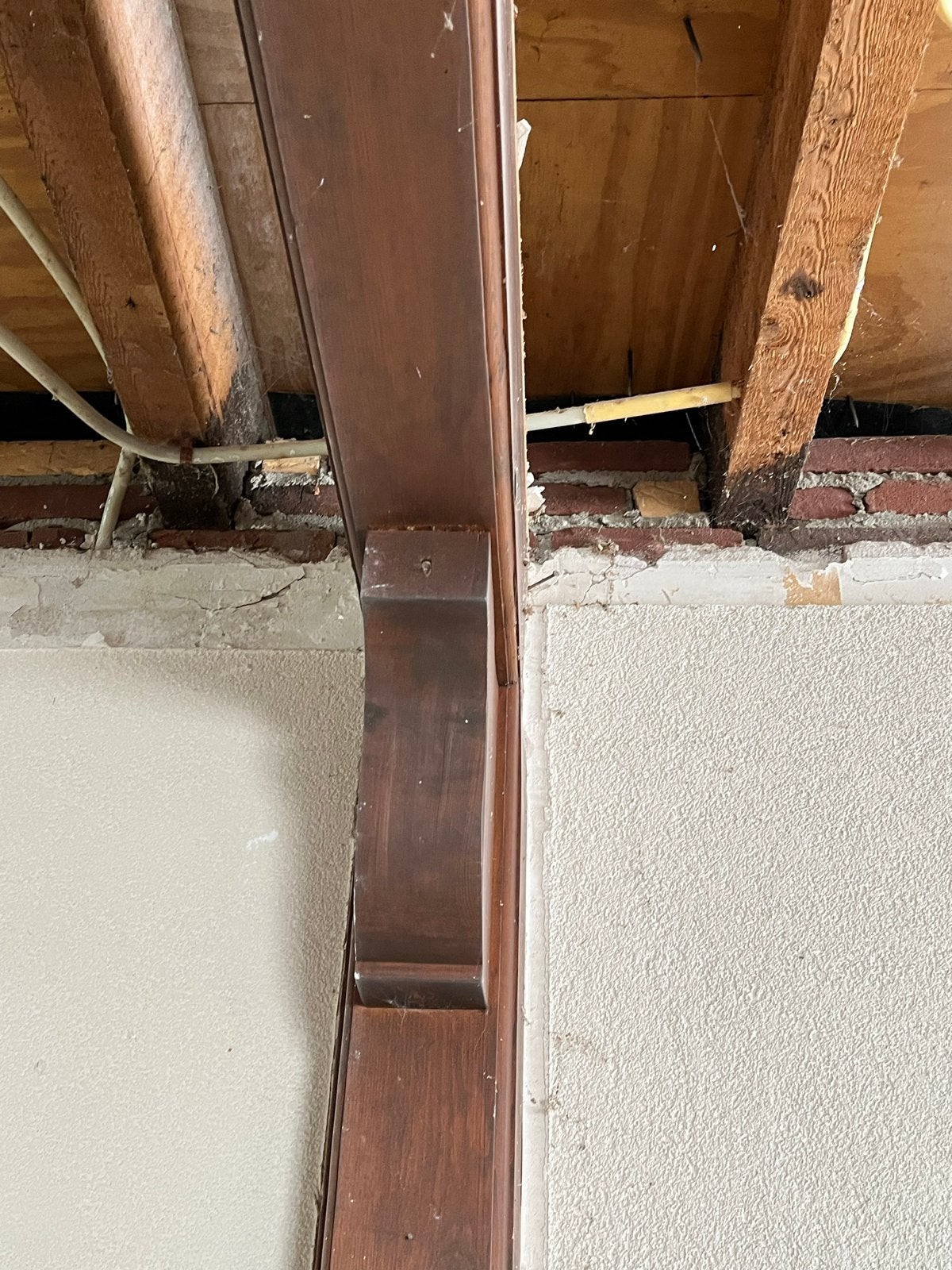 Massieve eiken balken en openhaard ombouw, Doe-het-zelf en Verbouw, Hout en Planken, Ophalen, Gebruikt, Eiken, Balk
