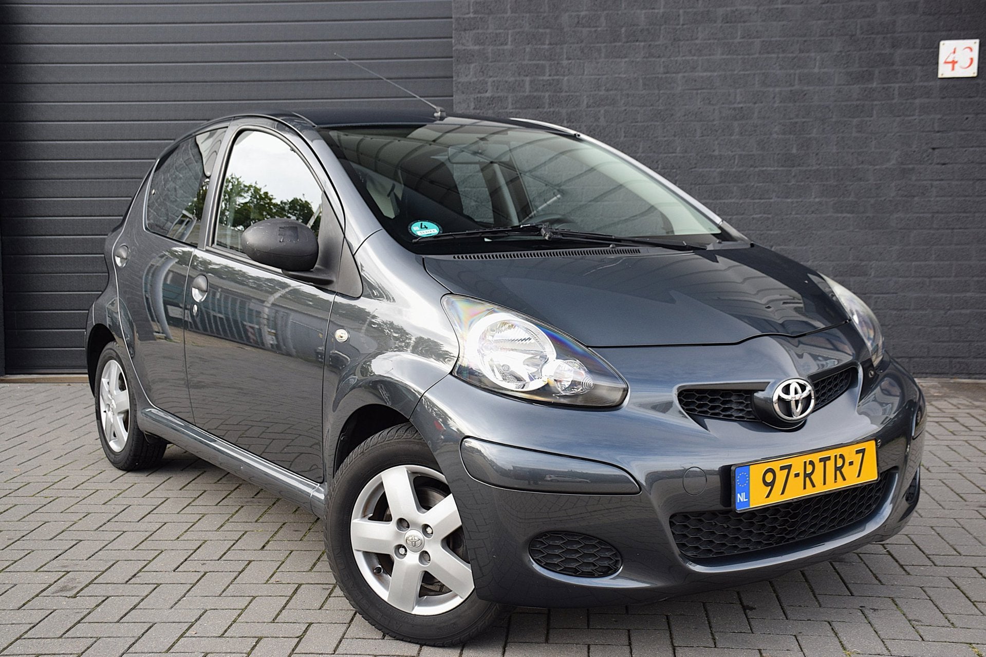 Toyota Aygo 1.0-12V Comfort*2e eigenaar*Automaat*Airco*5 deu, Voorwielaandrijving, Euro 5, Stof, Gebruikt