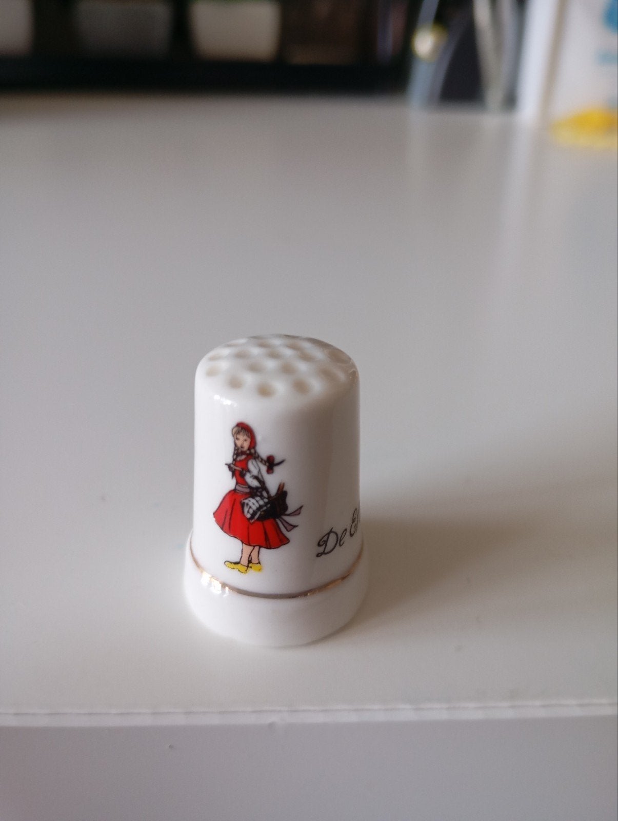 EFTELING ROODKAPJE VINGERHOEDJE IETS VOOR VERZAMELAARS NU15€, Ophalen of Verzenden, Zo goed als nieuw