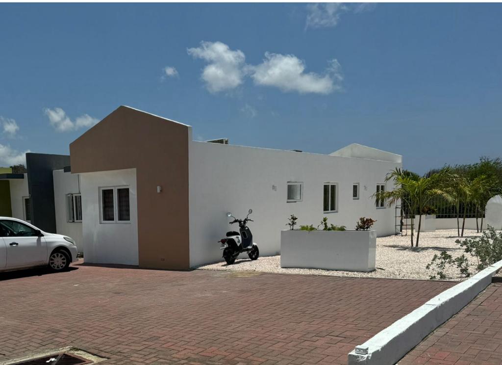 Huis curacao nabij spaanse water jan tiel, Huizen en Kamers, Kamers te huur