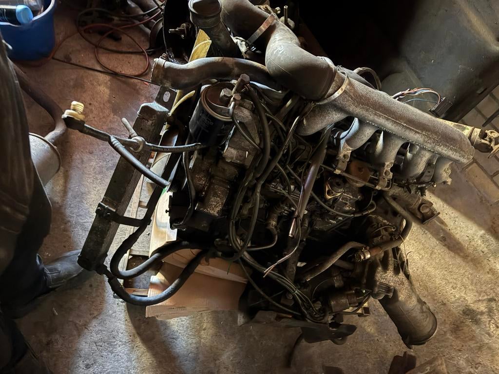 Mercedes 210 310 410 2.9 95pk motor, Ophalen of Verzenden, Gebruikt, Mercedes-Benz